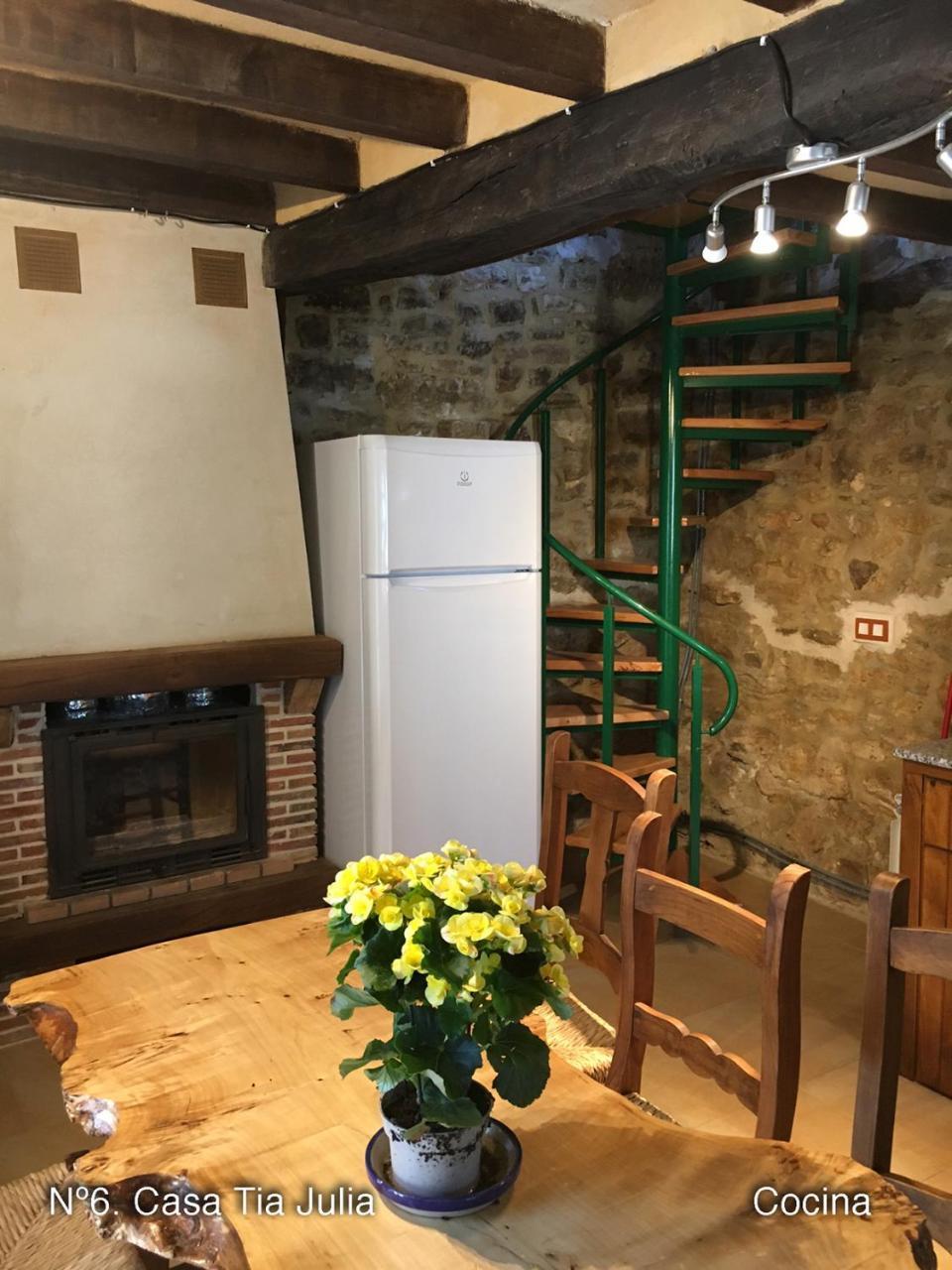 El Valle Perdido Casas Rurales Revelillas 외부 사진